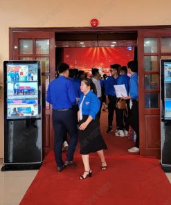 Cho thuê standee điện tử 43 inch tại Hải Phòng