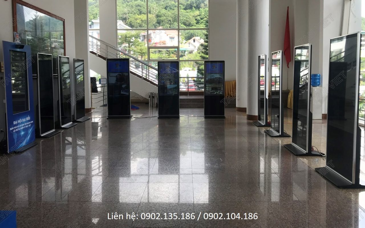 Cho thuê standee điện tử tại đại hội đoàn quảng ninh