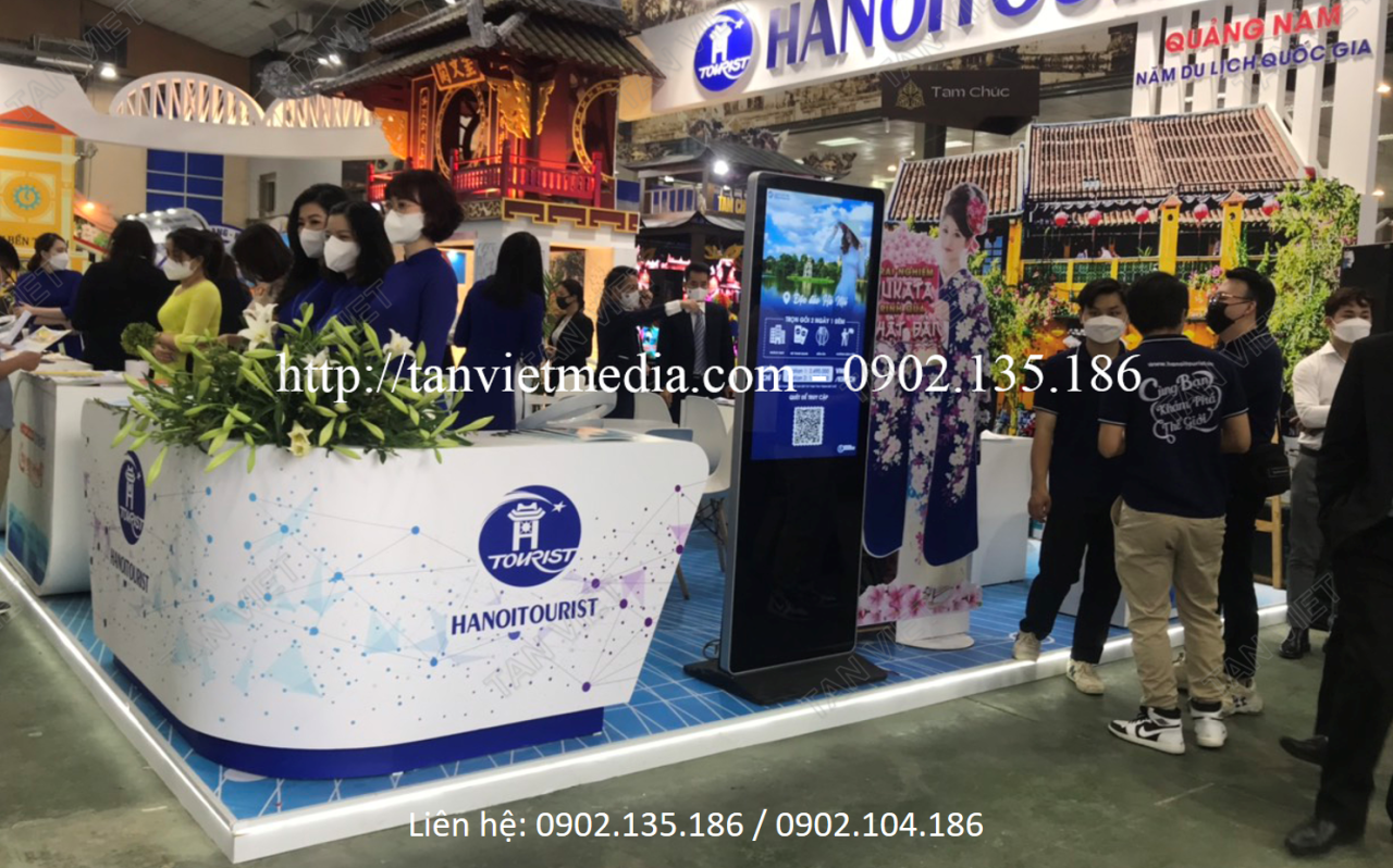 Cho thuê standee điện tử tại hội chợ du lịch