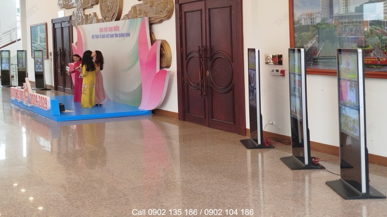 Thuê standee điện tử phục vụ MTTQ Quảng Ninh_02